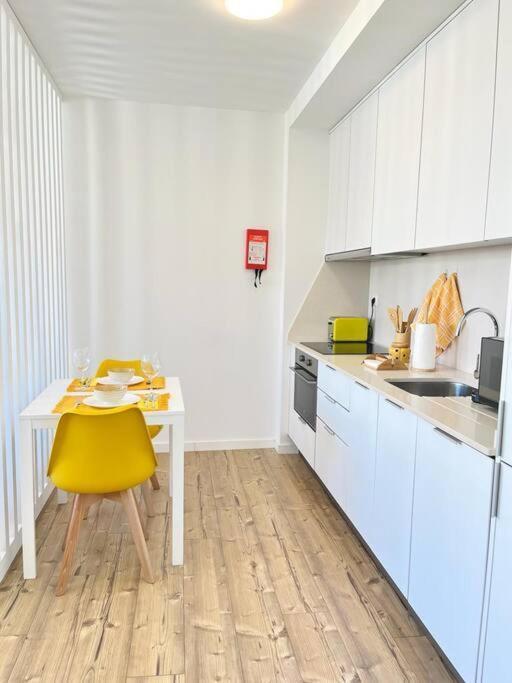 Domus Da Ria - Alboi Lägenhet Aveiro Exteriör bild